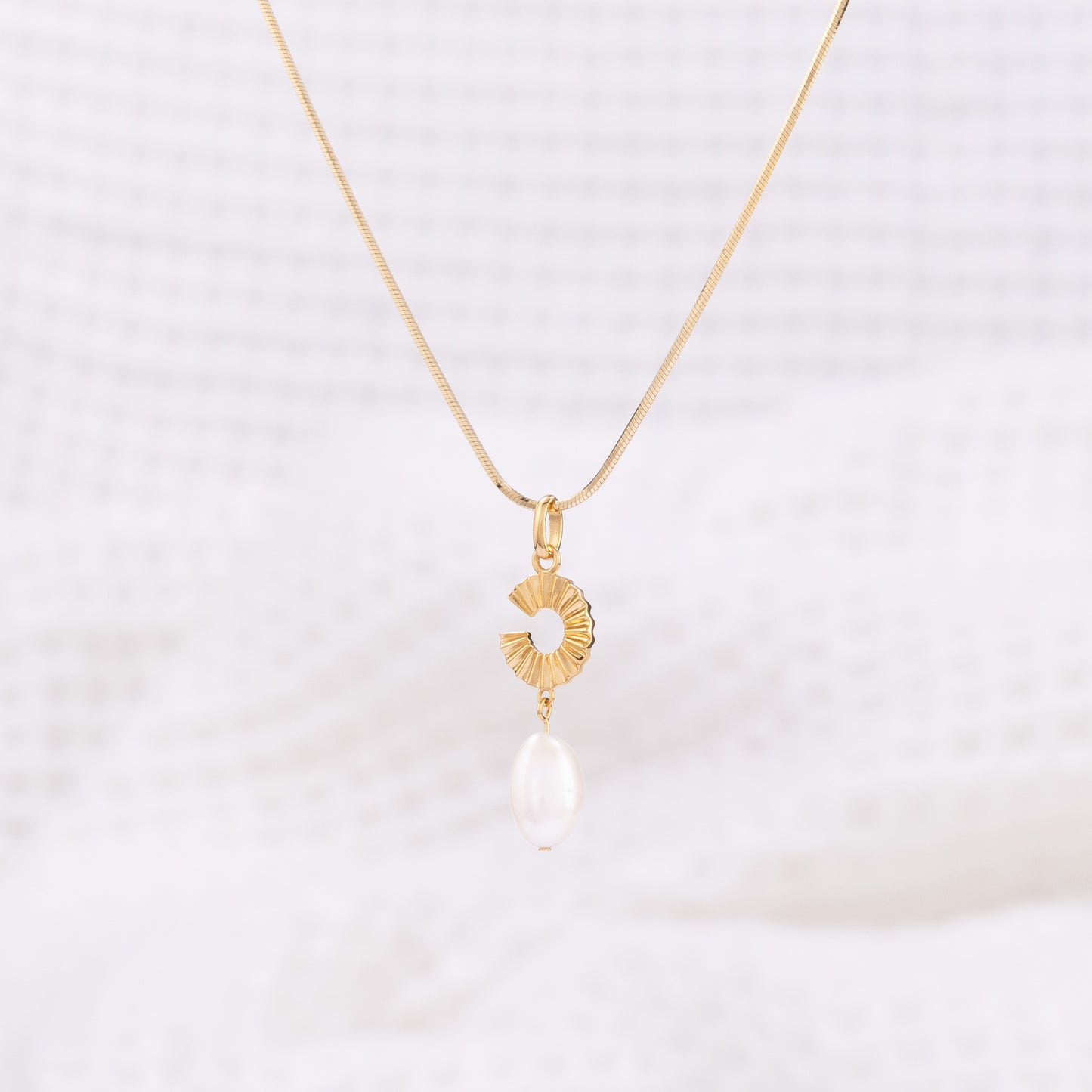 Gold Vermeil Pendant Necklace with Freshwater Pearl Dangling